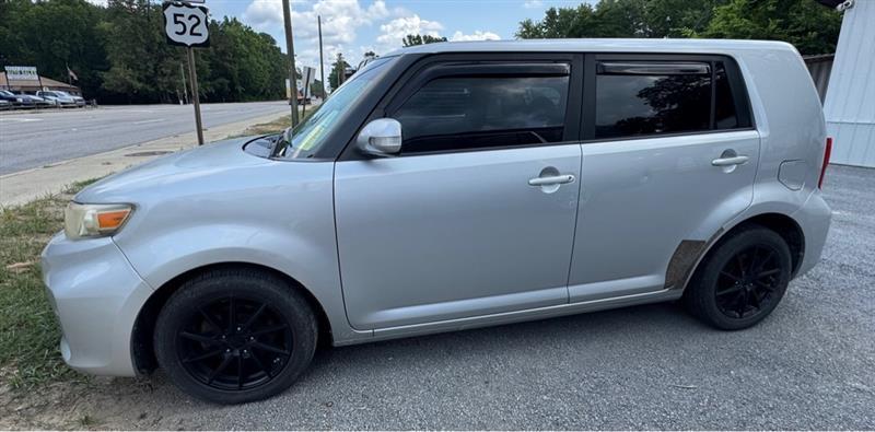 Scion xB  2011