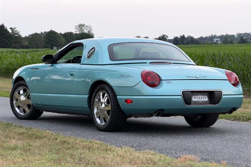 Ford Thunderbird 2dr Conv w/Hardtop Deluxe 2002