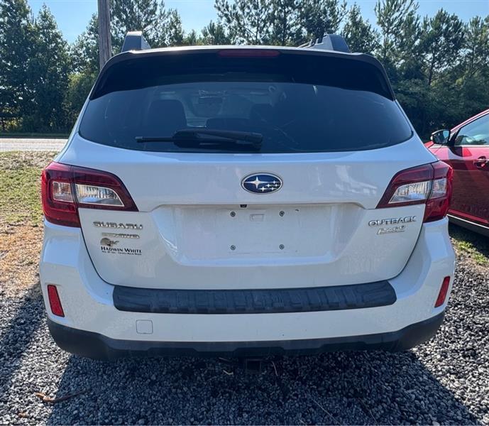 Subaru Outback  2015