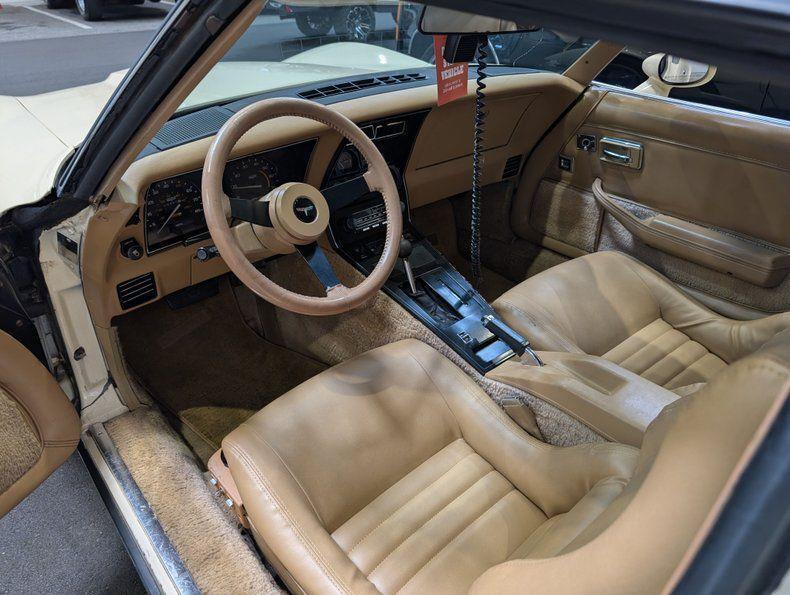 Chevrolet Corvette 2D Coupe 1981