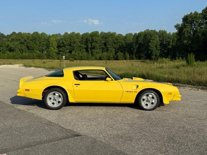 Pontiac Firebird  1976