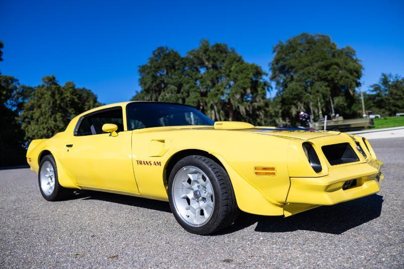 Pontiac Firebird  1976