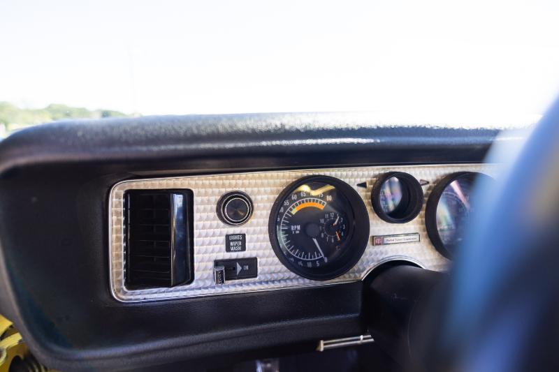 Pontiac Firebird  1976