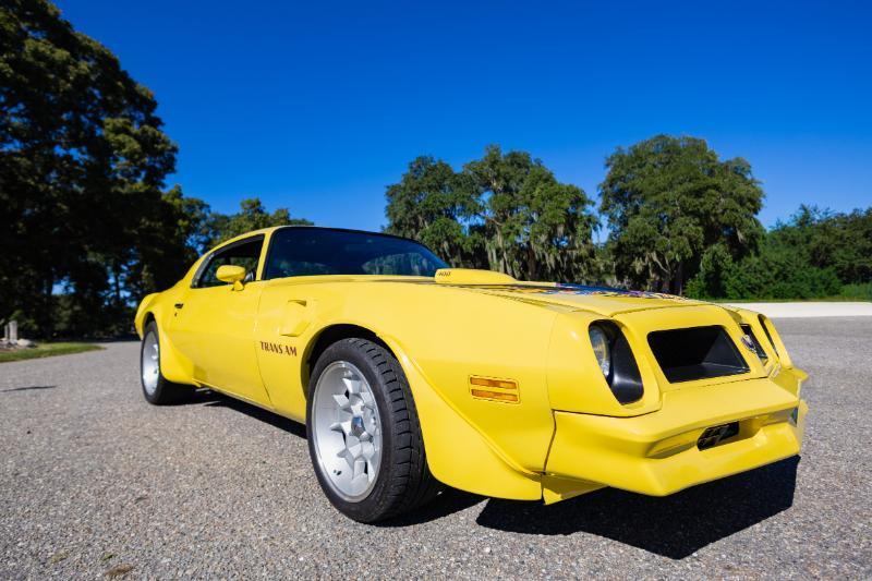Pontiac Firebird  1976