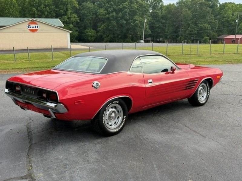 Dodge Challenger 2dr Cpe 1972