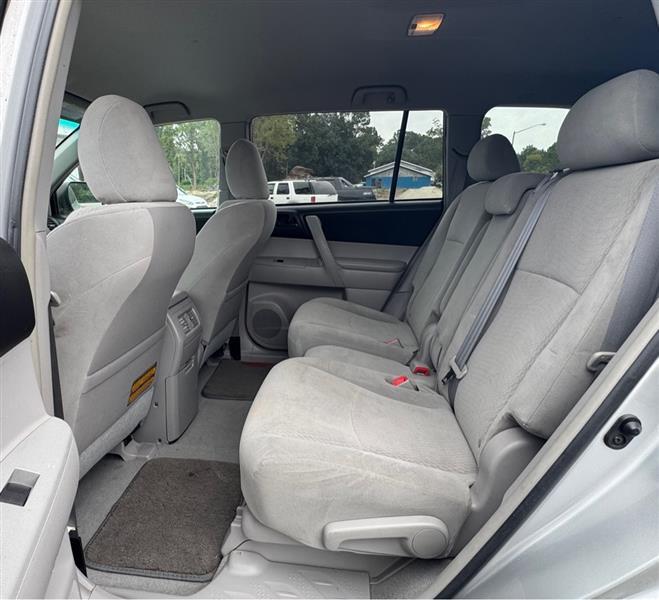 Toyota Highlander  2010