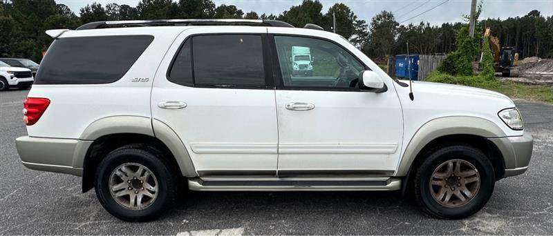 Toyota Sequoia  2004