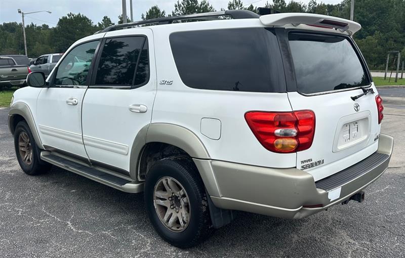 Toyota Sequoia  2004