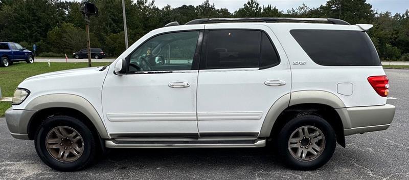 Toyota Sequoia  2004