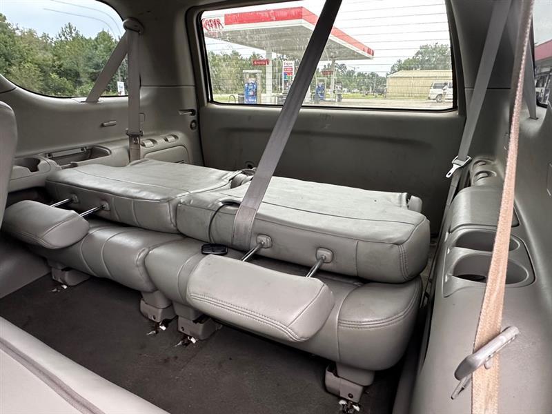 Toyota Sequoia  2004