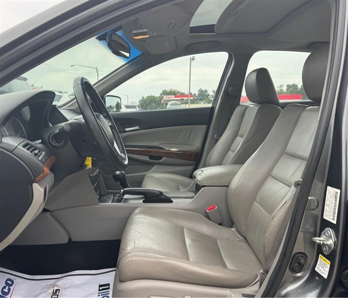 Honda Accord  2011