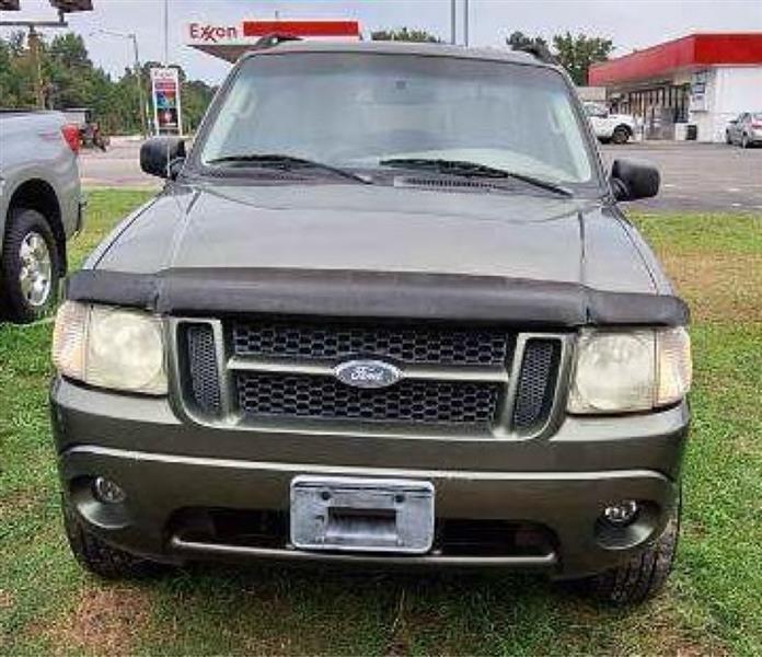 Ford Explorer Sport Trac  2004