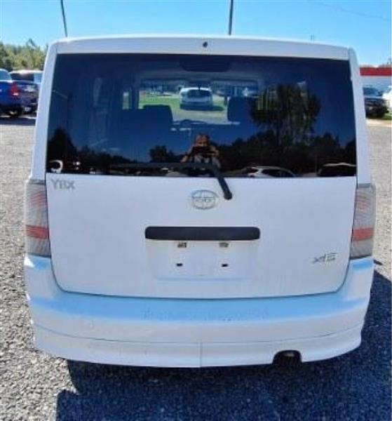 Scion xB  2006