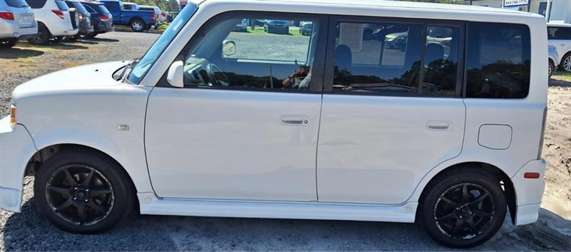 Scion xB  2006