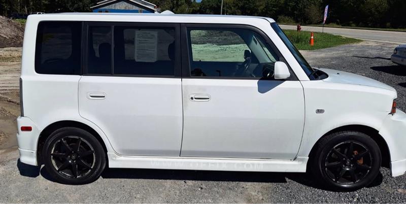 Scion xB  2006