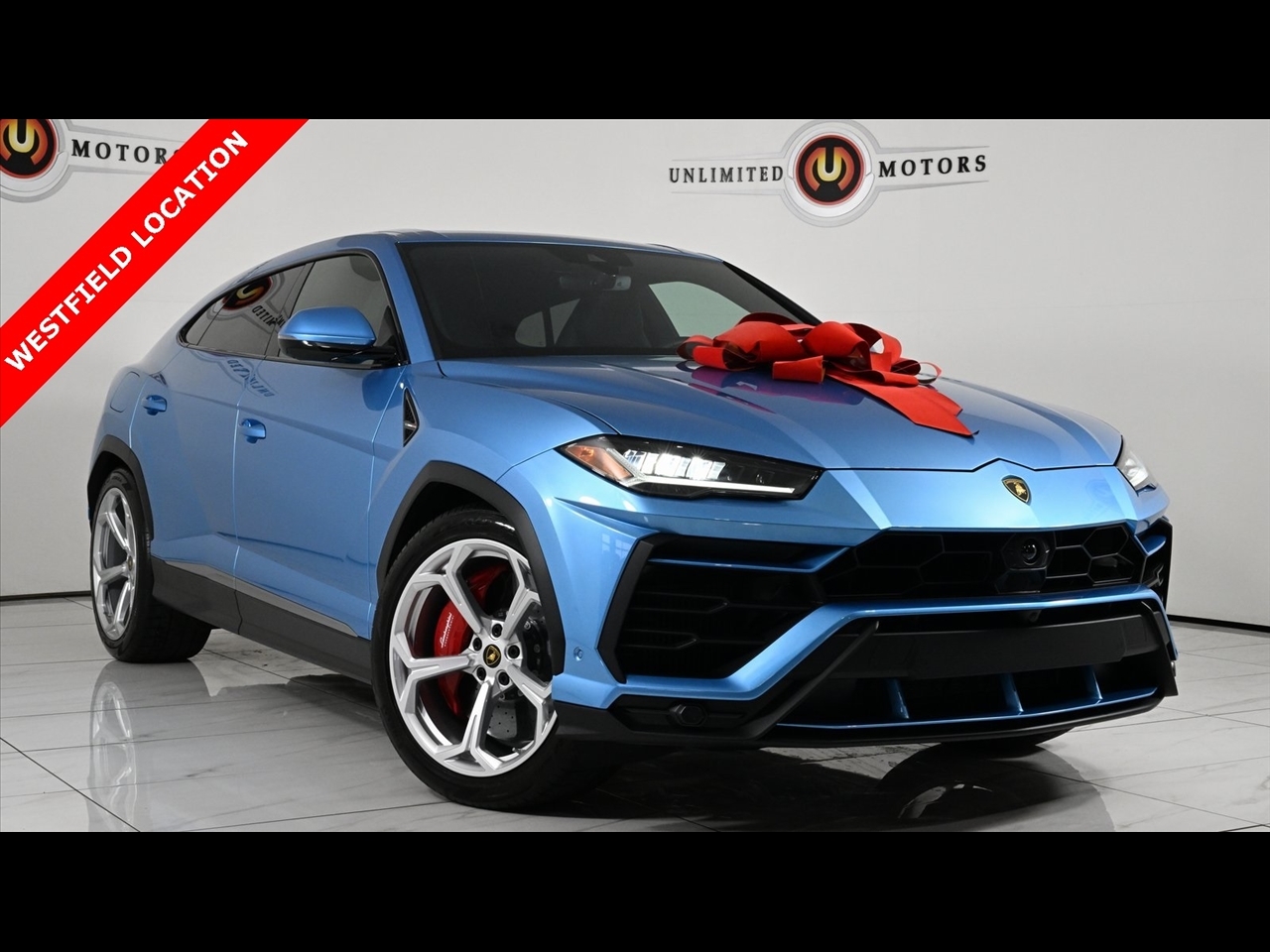 2022 Lamborghini Urus Base