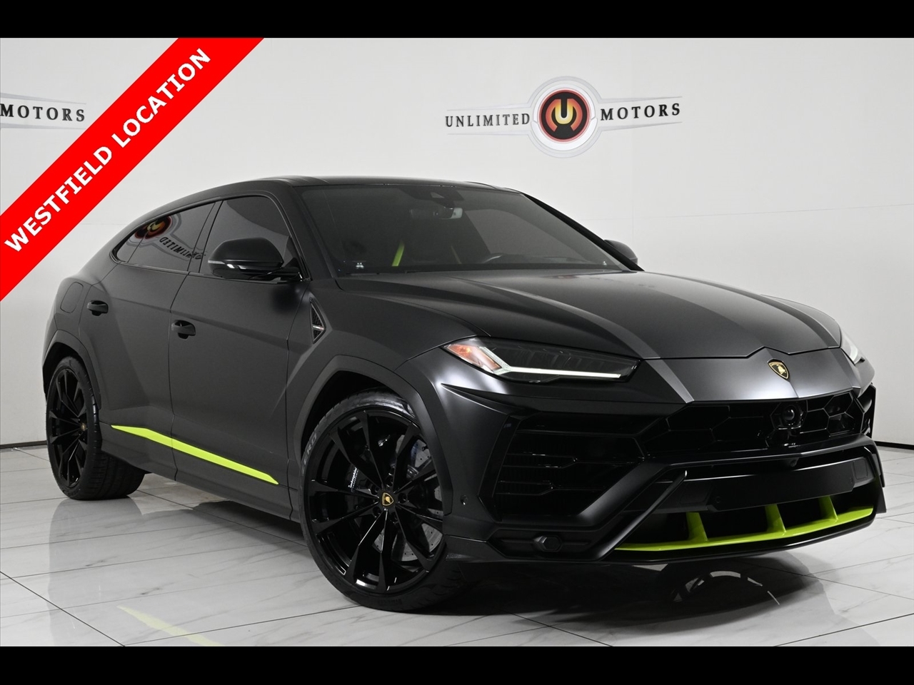 2022 Lamborghini Urus Base
