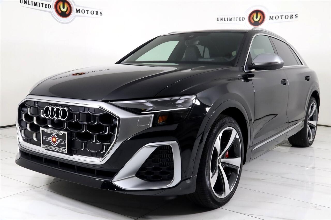 Audi SQ8  2024