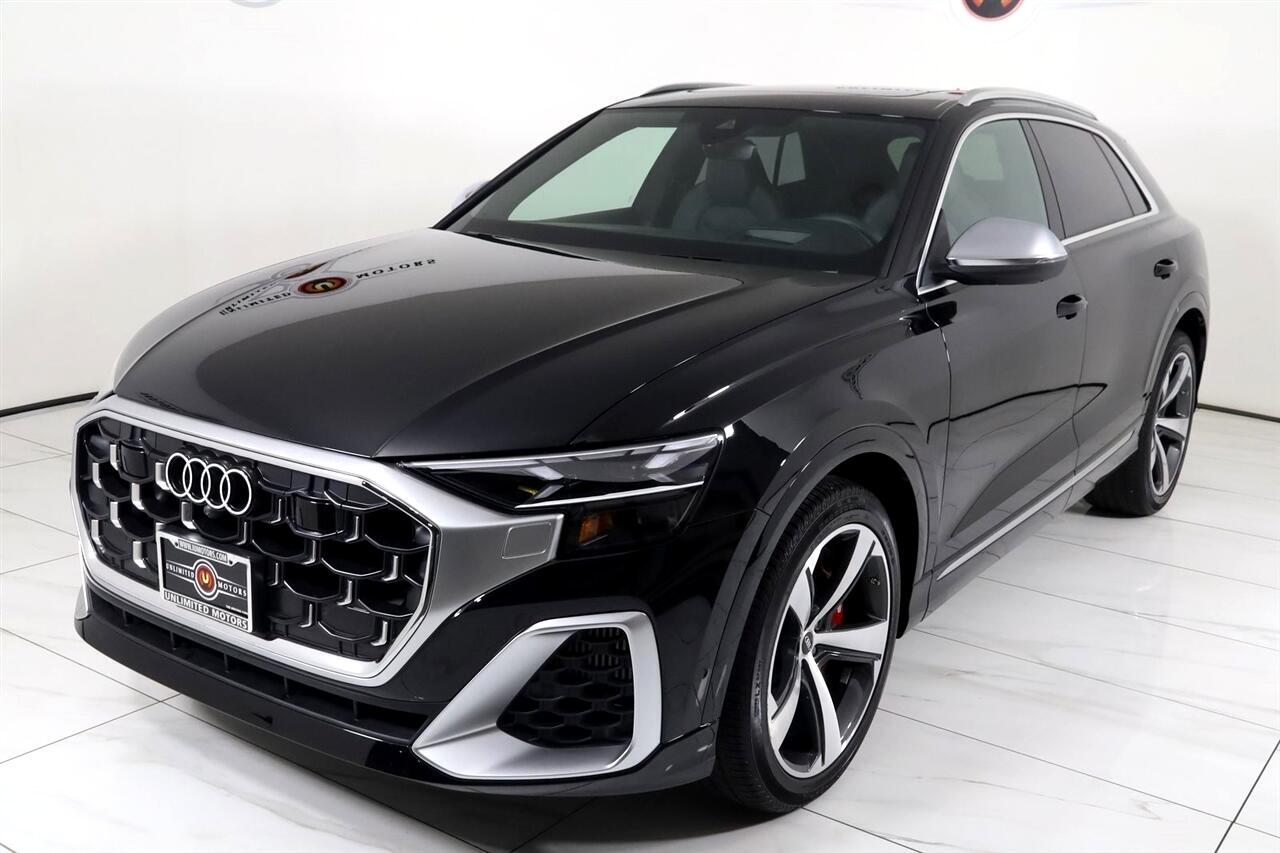 Audi SQ8  2024