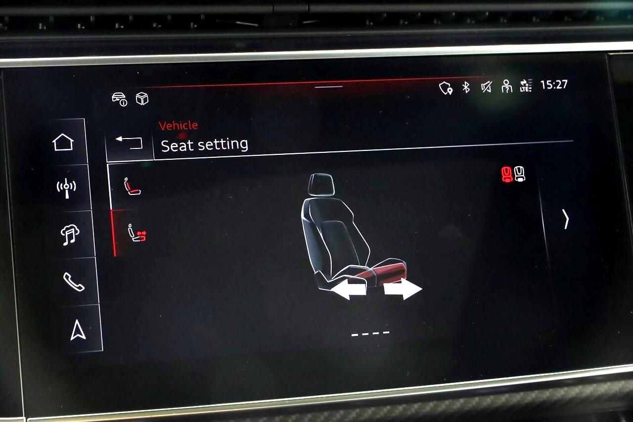 Audi SQ8  2024