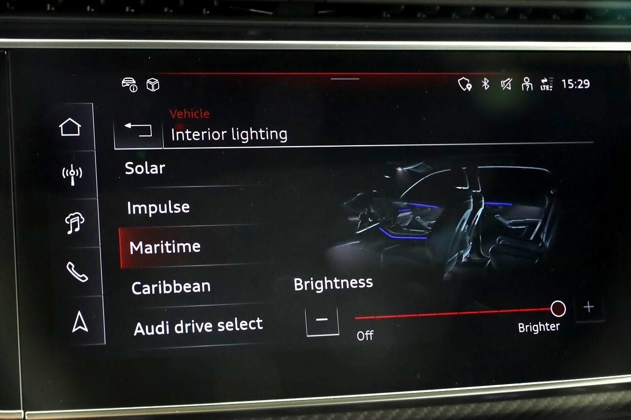 Audi SQ8  2024