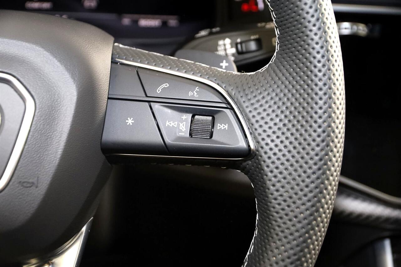 Audi SQ8  2024
