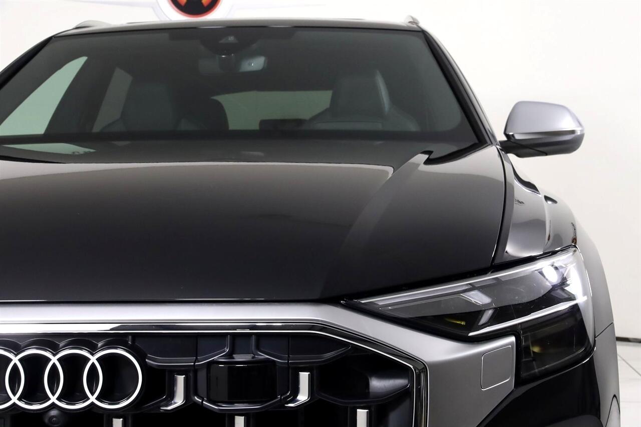Audi SQ8  2024