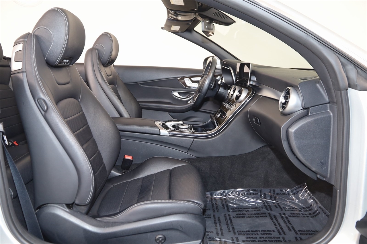 Mercedes-Benz C-Class  2021