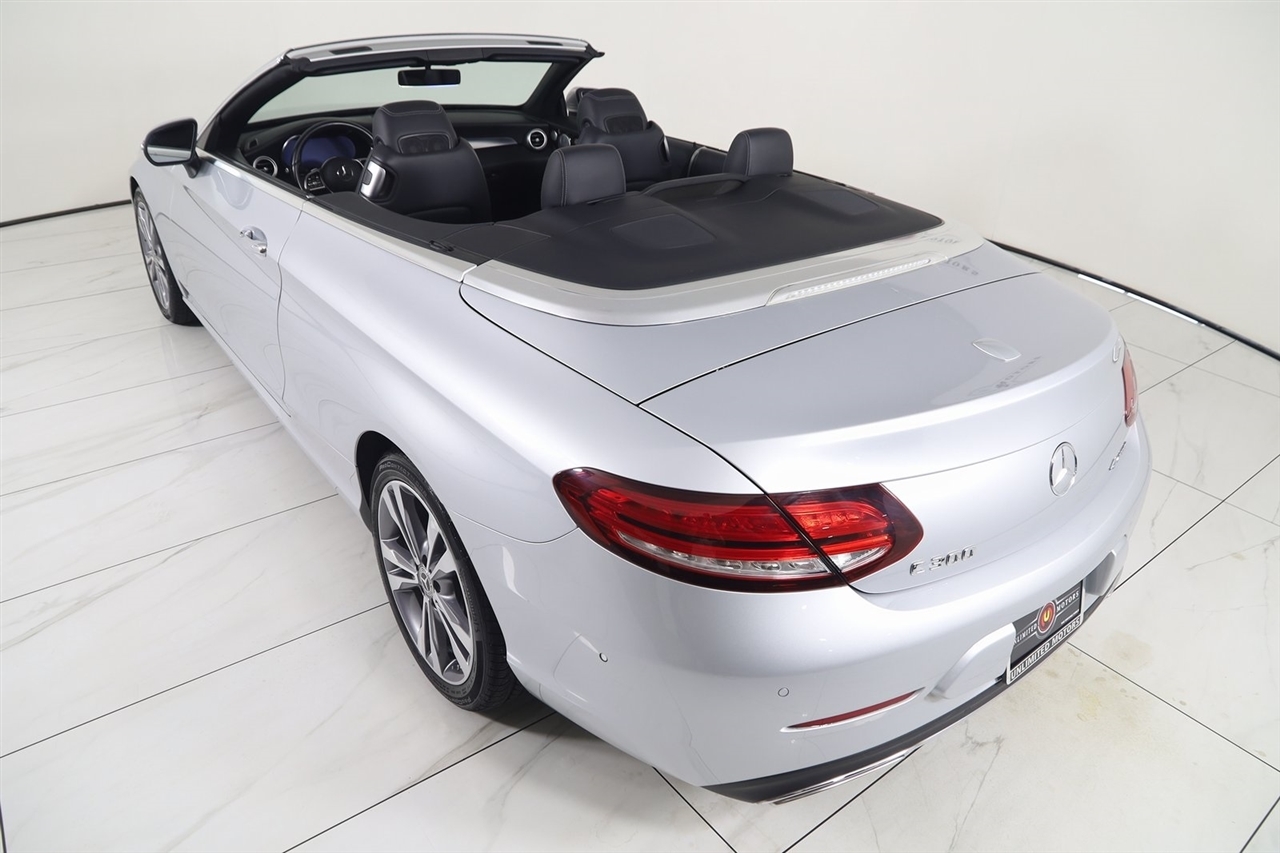 Mercedes-Benz C-Class  2021