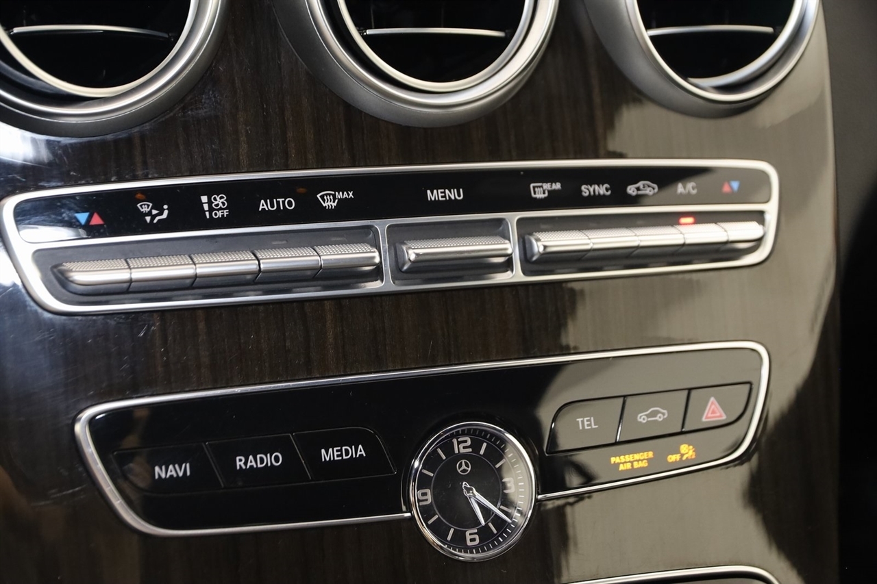 Mercedes-Benz C-Class  2021