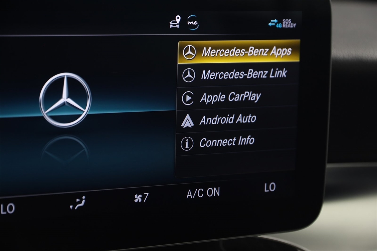 Mercedes-Benz C-Class  2021