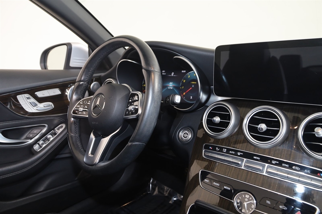 Mercedes-Benz C-Class  2021