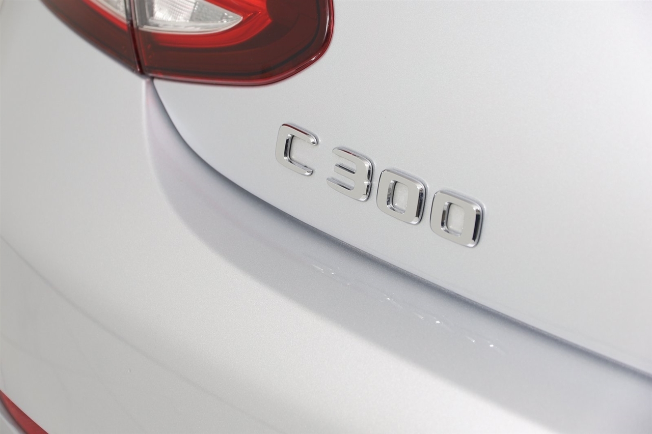 Mercedes-Benz C-Class  2021