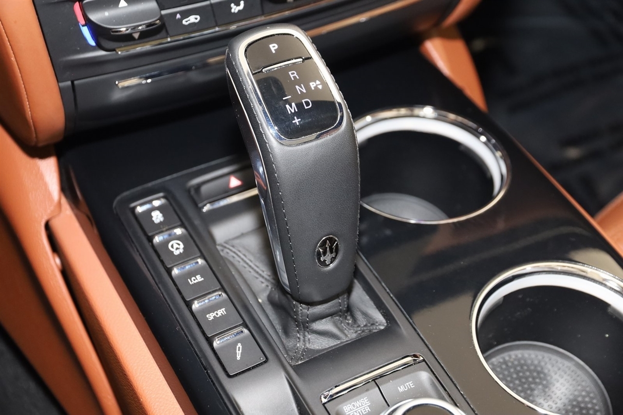 Maserati Quattroporte  2023