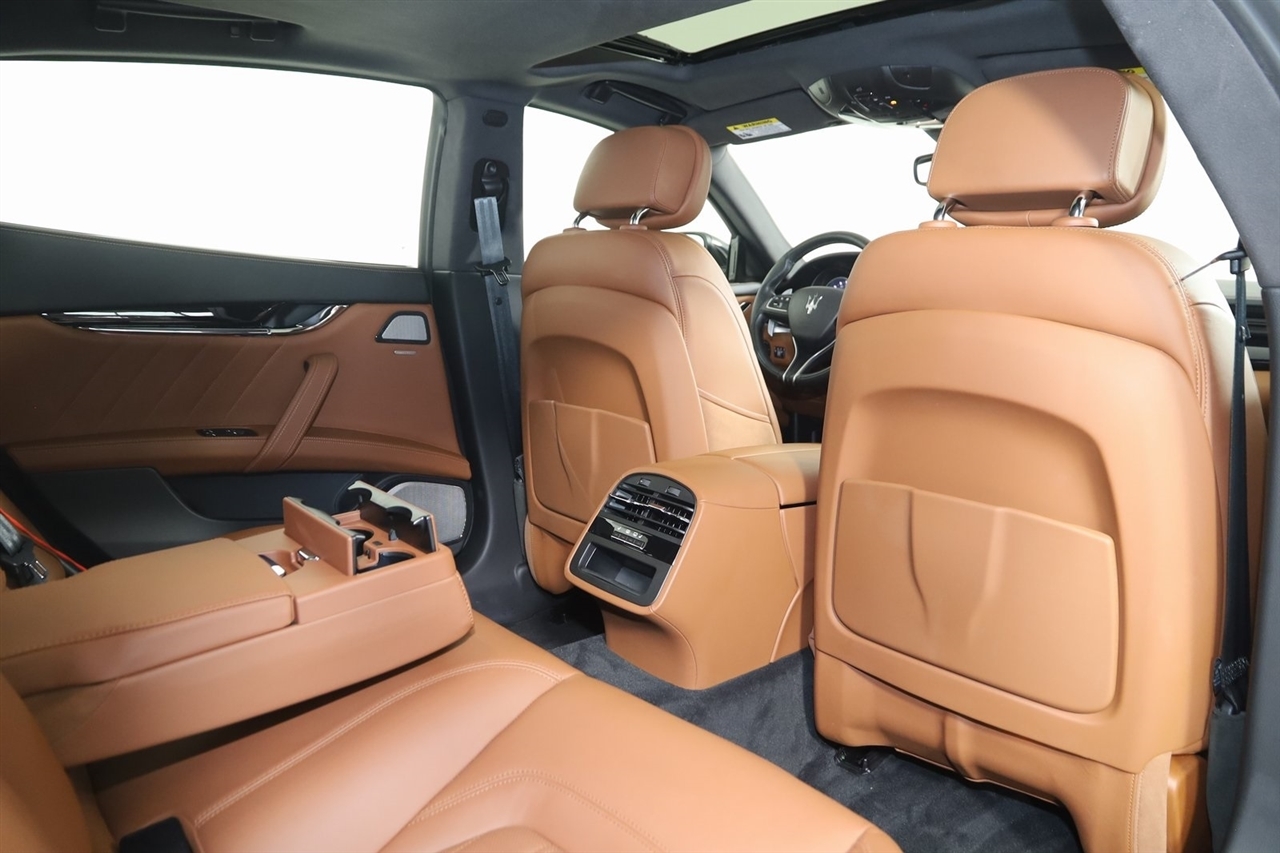 Maserati Quattroporte  2023