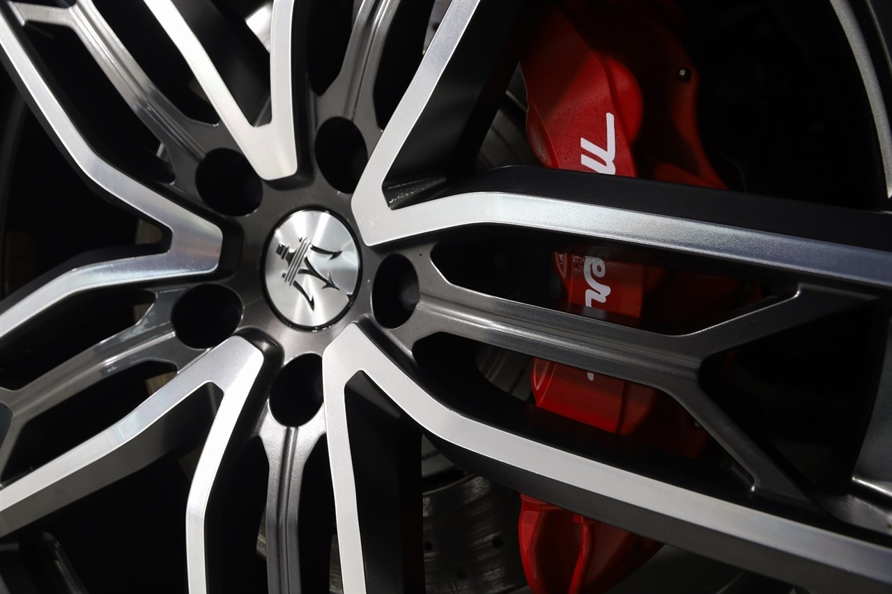 Maserati Quattroporte  2023