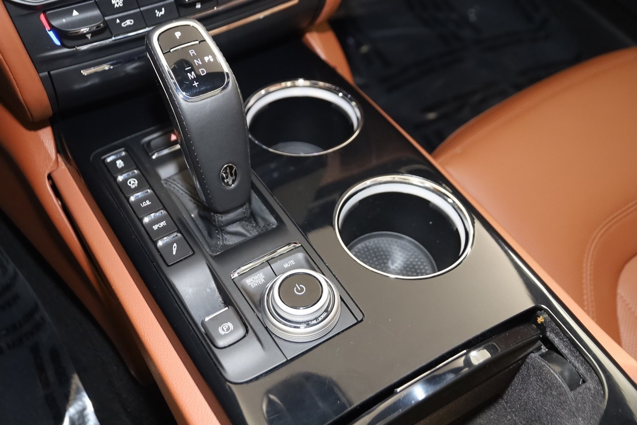 Maserati Quattroporte  2023