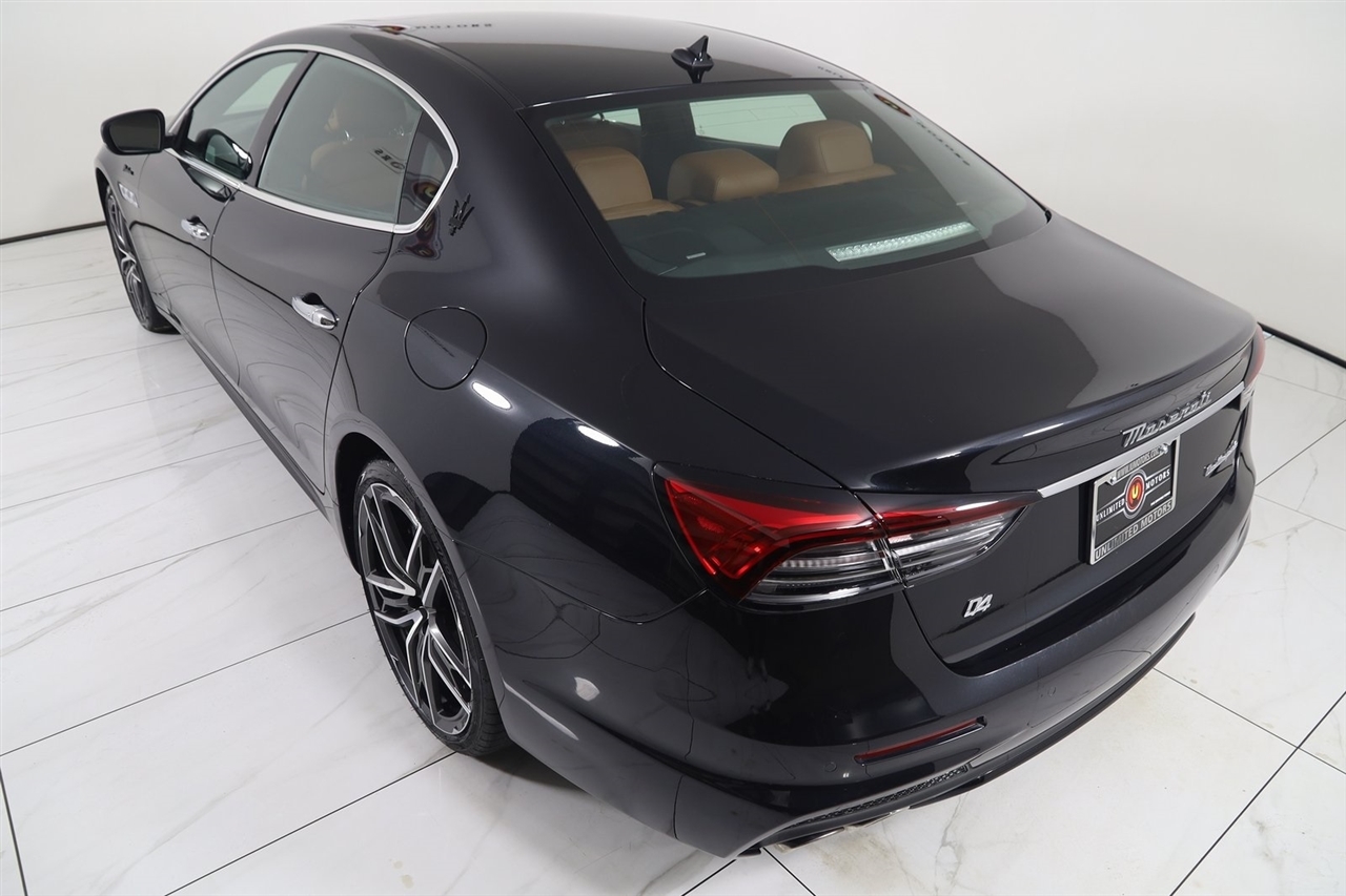 Maserati Quattroporte  2023