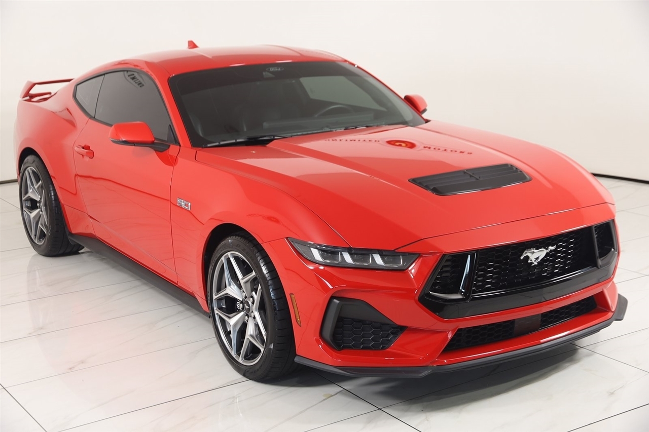 Ford Mustang  2024