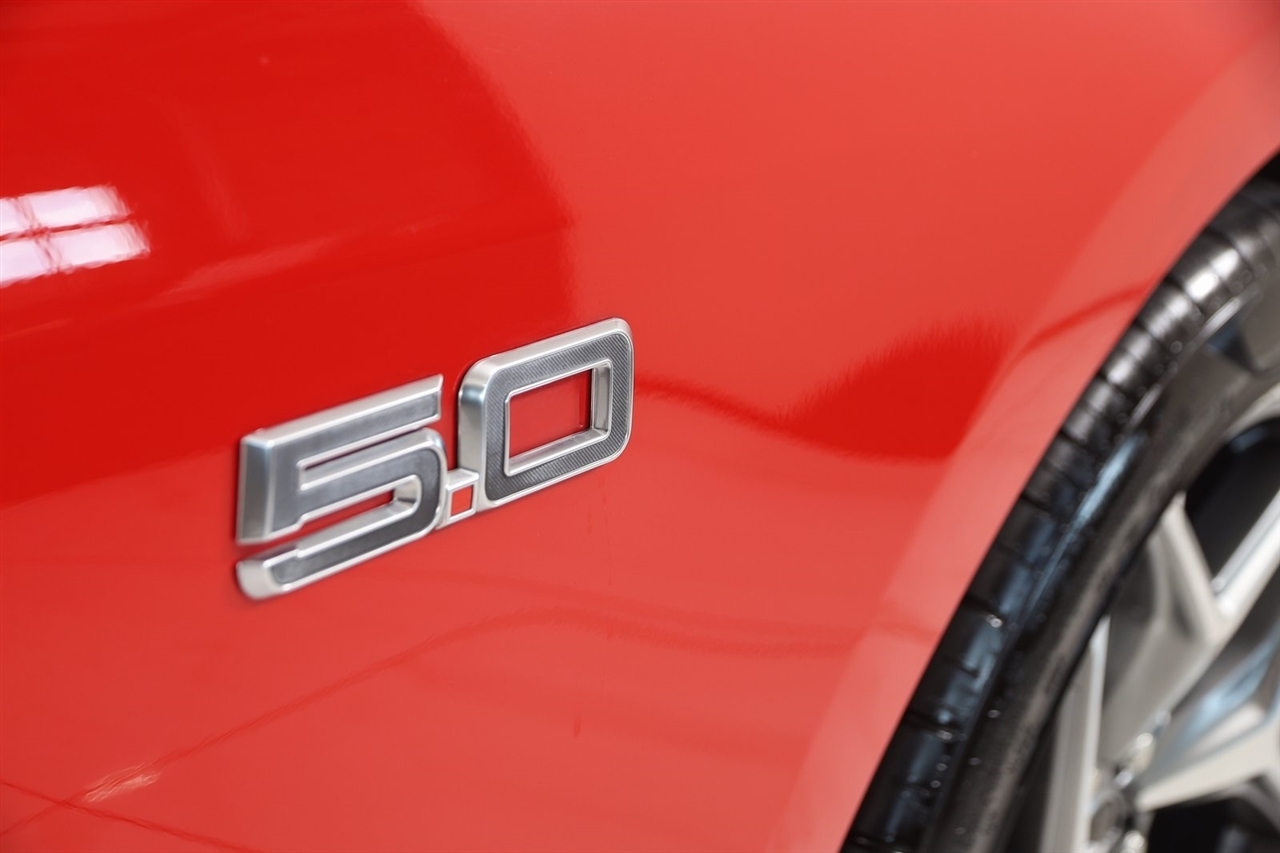 Ford Mustang  2024
