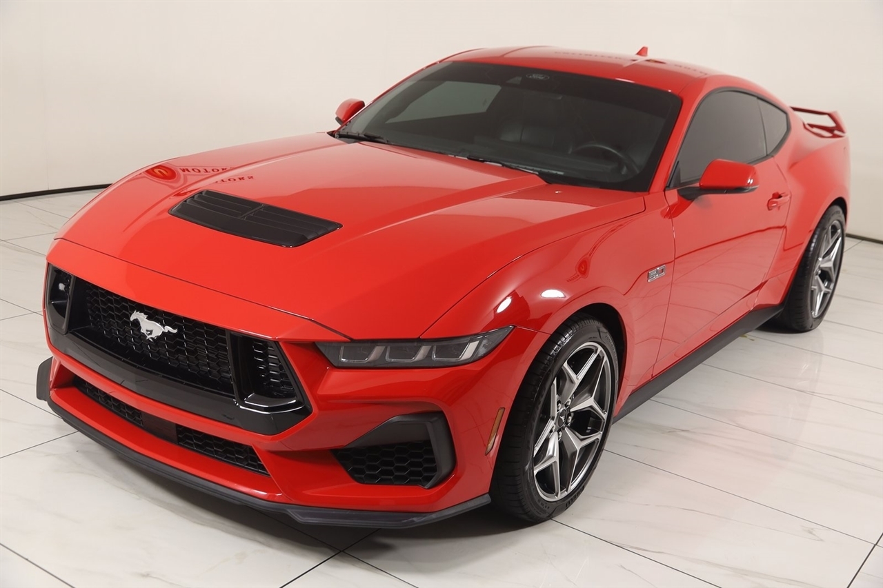 Ford Mustang  2024