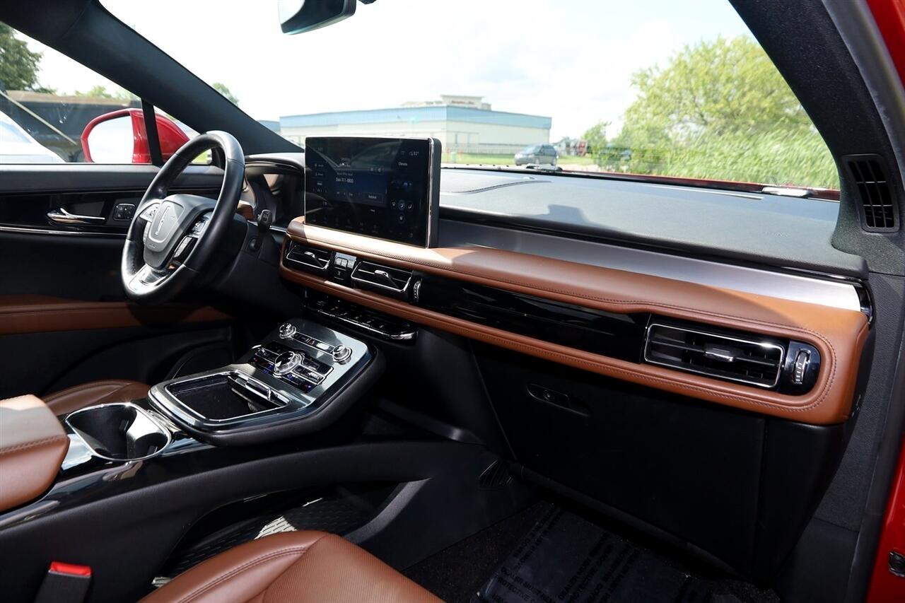 Lincoln Nautilus  2021