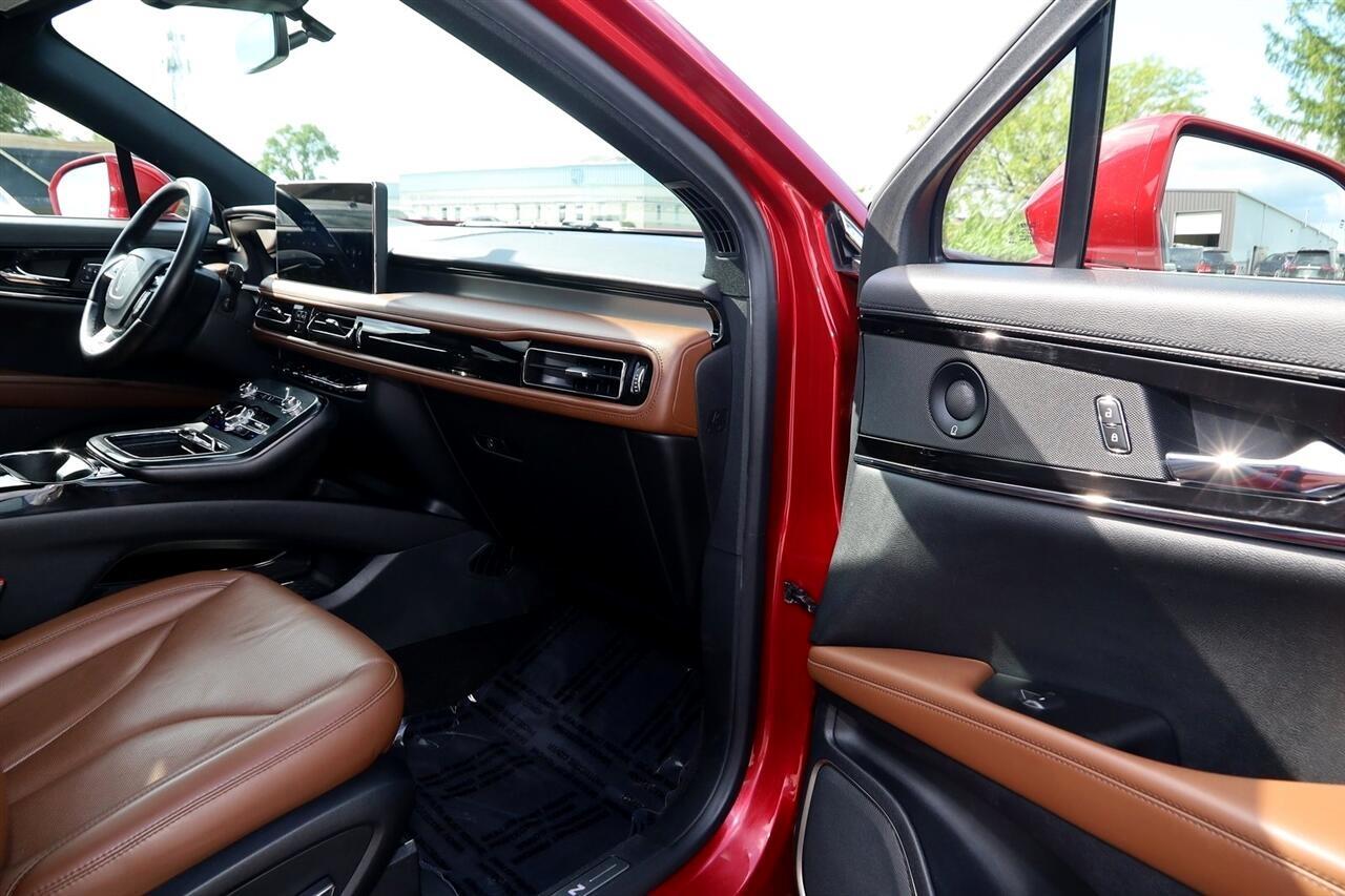 Lincoln Nautilus  2021