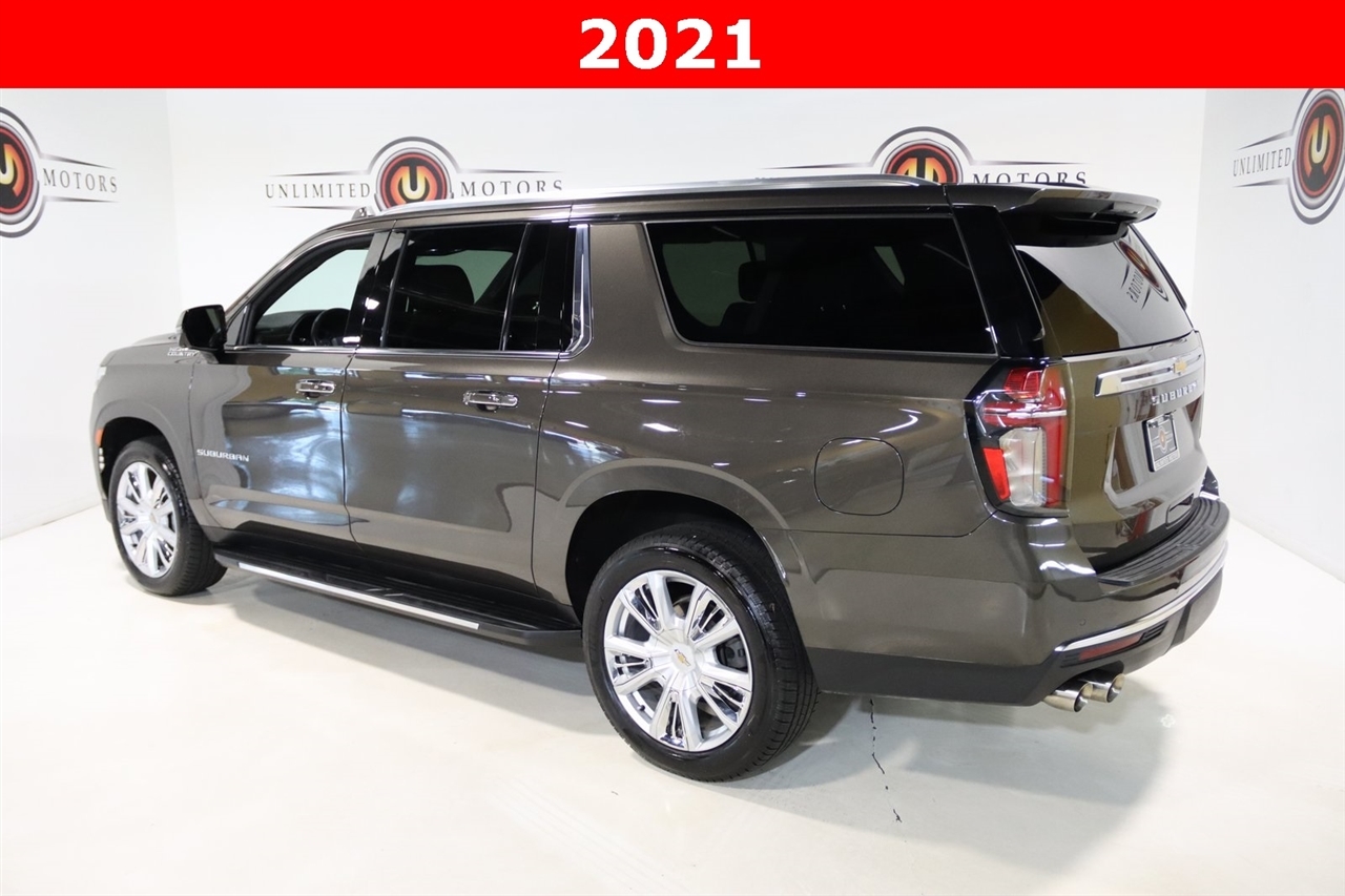 Chevrolet Suburban  2021