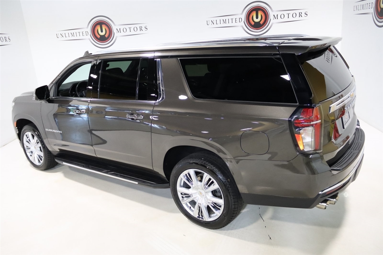 Chevrolet Suburban  2021