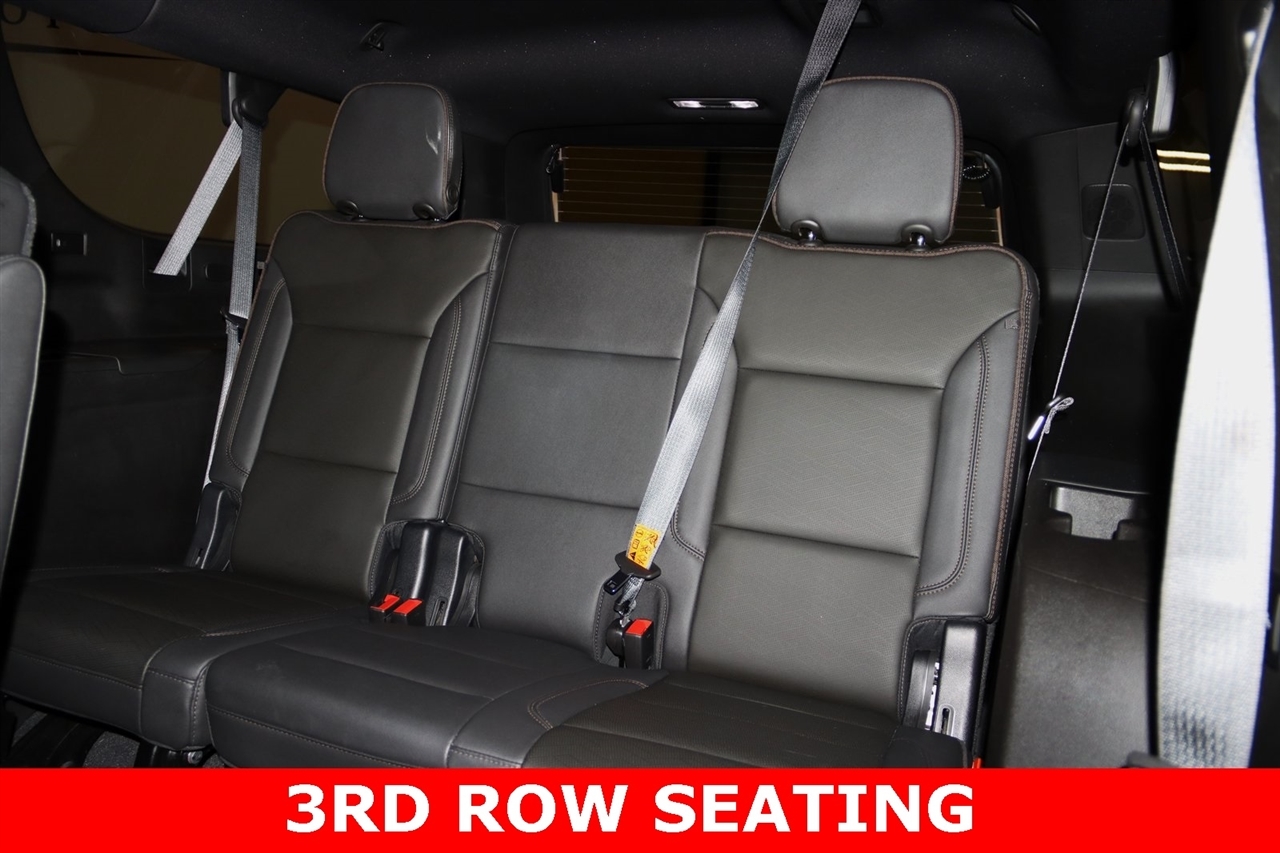 Chevrolet Suburban  2021