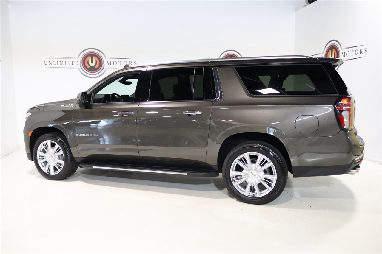 Chevrolet Suburban  2021