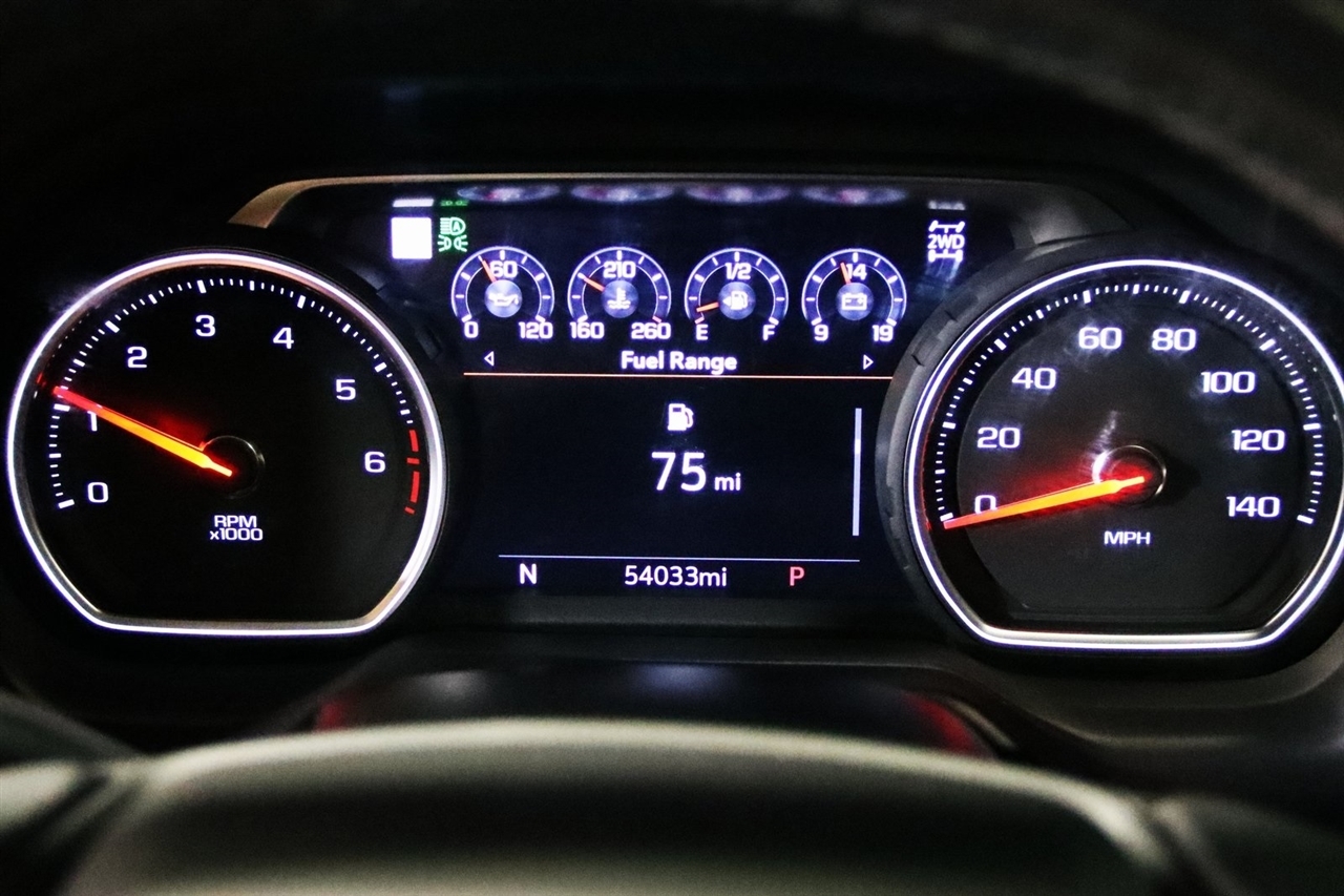 Chevrolet Suburban  2021