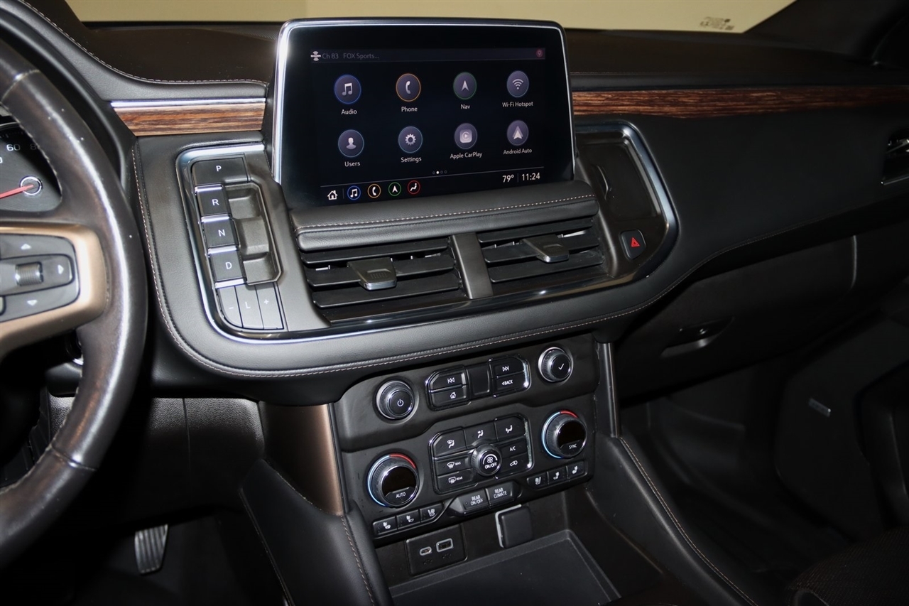 Chevrolet Suburban  2021