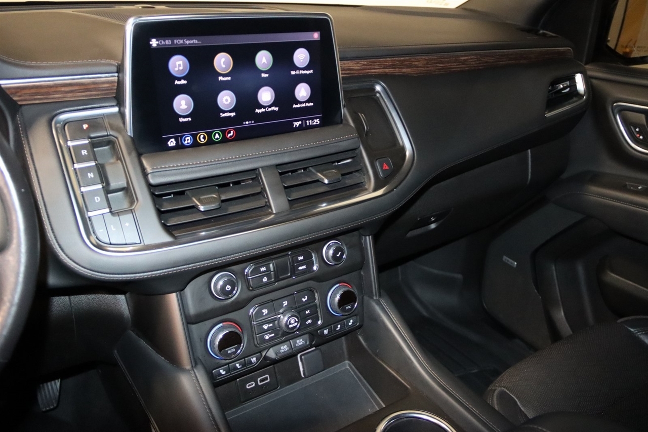 Chevrolet Suburban  2021